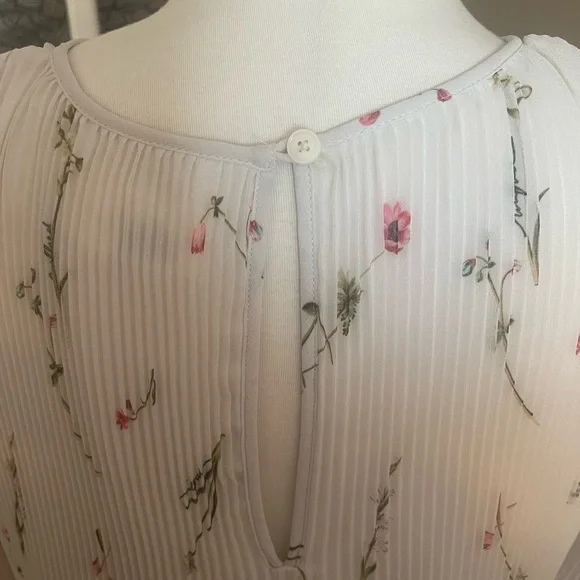 Wilfred White Floral Dress - Picture 9 of 9